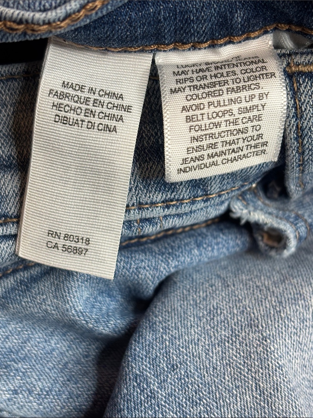 💙 Lucky Brand Lil Maggie Low Rise Bootcut Jeans Women’s 10/30 Light Wash 💙 - Picture 10 of 12